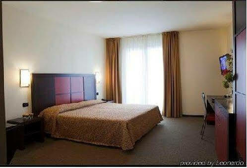 Hotel La Marca 4*